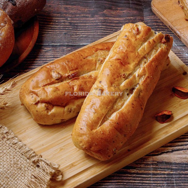 French Walnut Bread